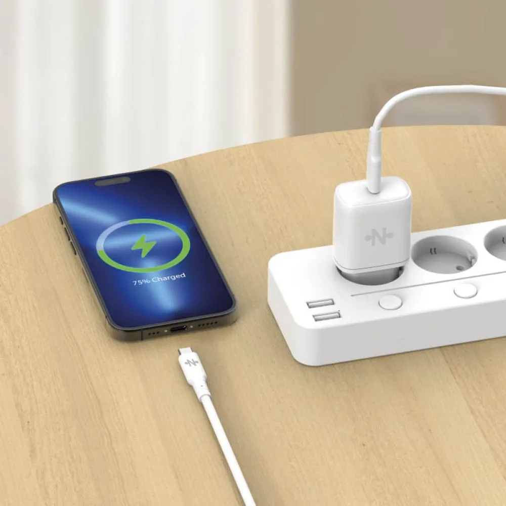 Chargeur Secteur USB-C CONNECT Charge Rapide 25W avec Câble Data Type-C vers Type-C (1m) Blanc