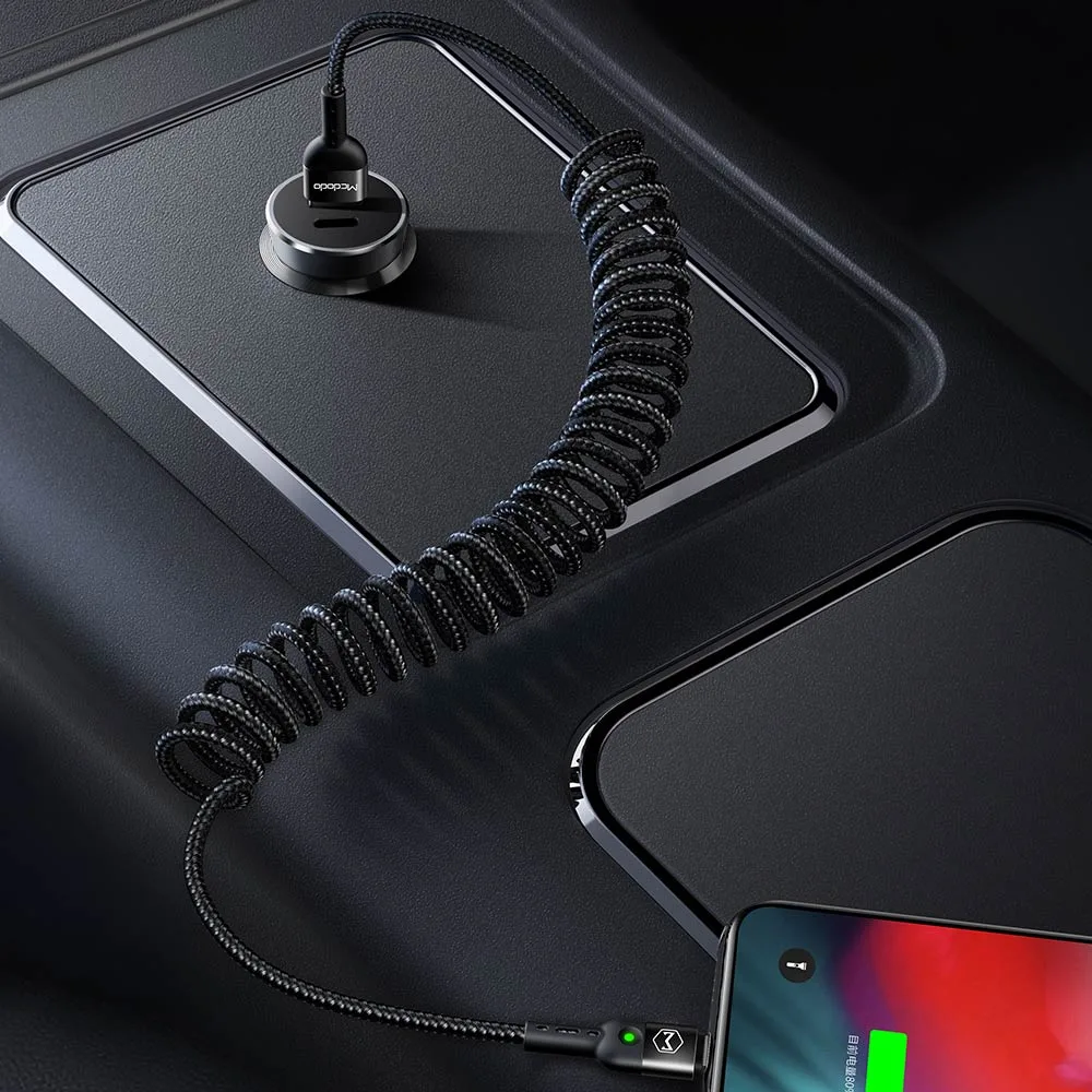 Câble Data USB vers Lightning Mcdodo (avec LED) 1.8m Noir — vue 3