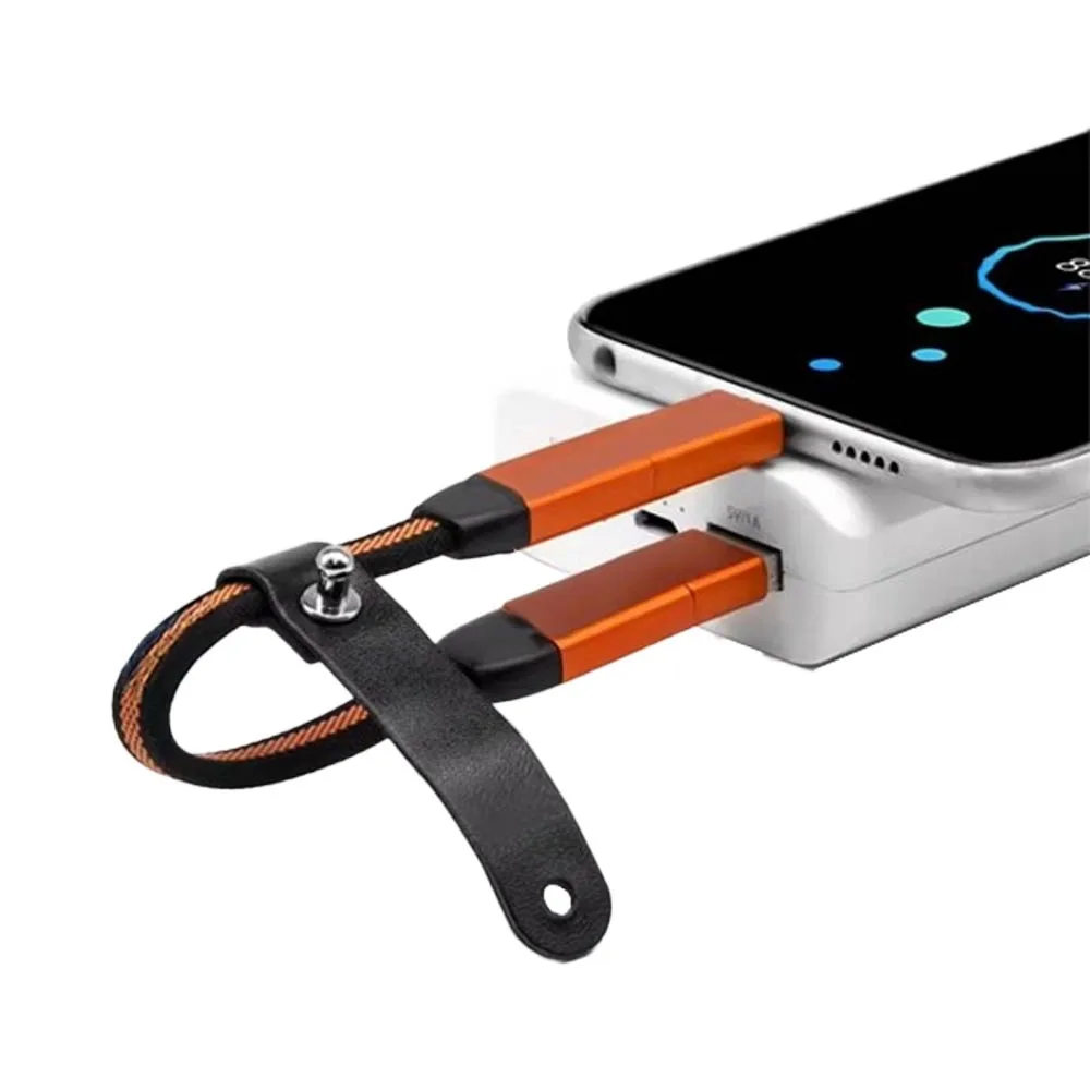 Porte-Clés Multi-Câbles 5 en 1 (Lightning + 2x Type-C + USB-A) Rouge — vue 3
